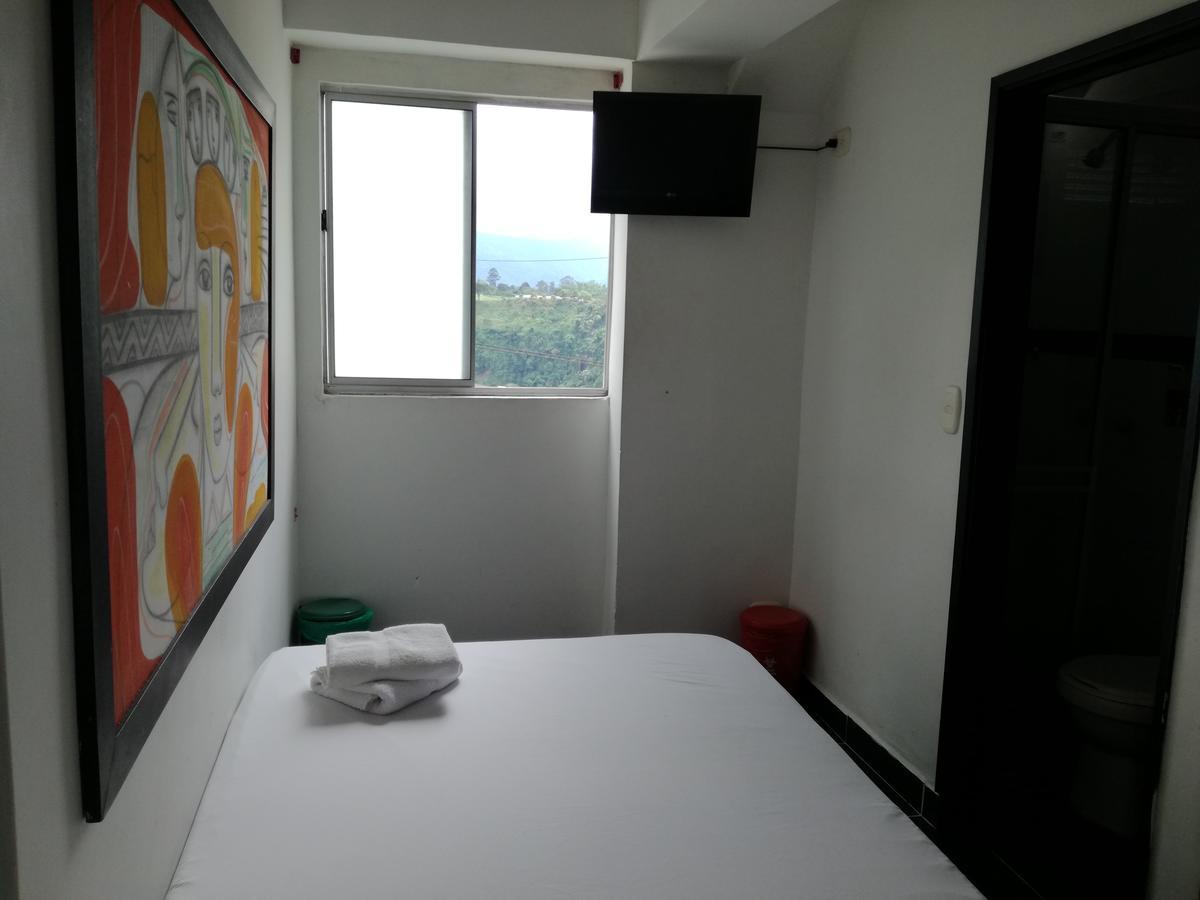Hotel Lindbergh Quindio Armenia  Exteriör bild